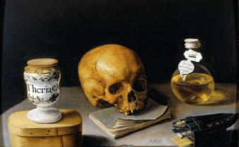 Pintura Frasco de teriaga, de Sébastien Stoskopff, de 1627, com uma jarra e um frasco sobre uma mesa. No meio delas, há um crânio sem a mandíbula em cima de um caderno com as pontas amassadas.